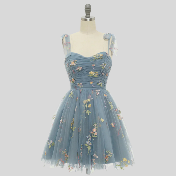 Elegant Embroidered Tulle Ball Gown – Statement Evening Wear
